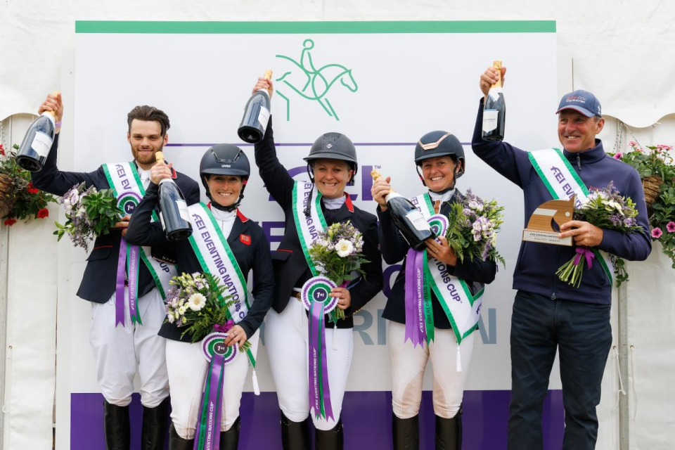 素的是巴比, 帮助她在巴, 迪基 素的是巴比, 帮助她在巴, 迪基