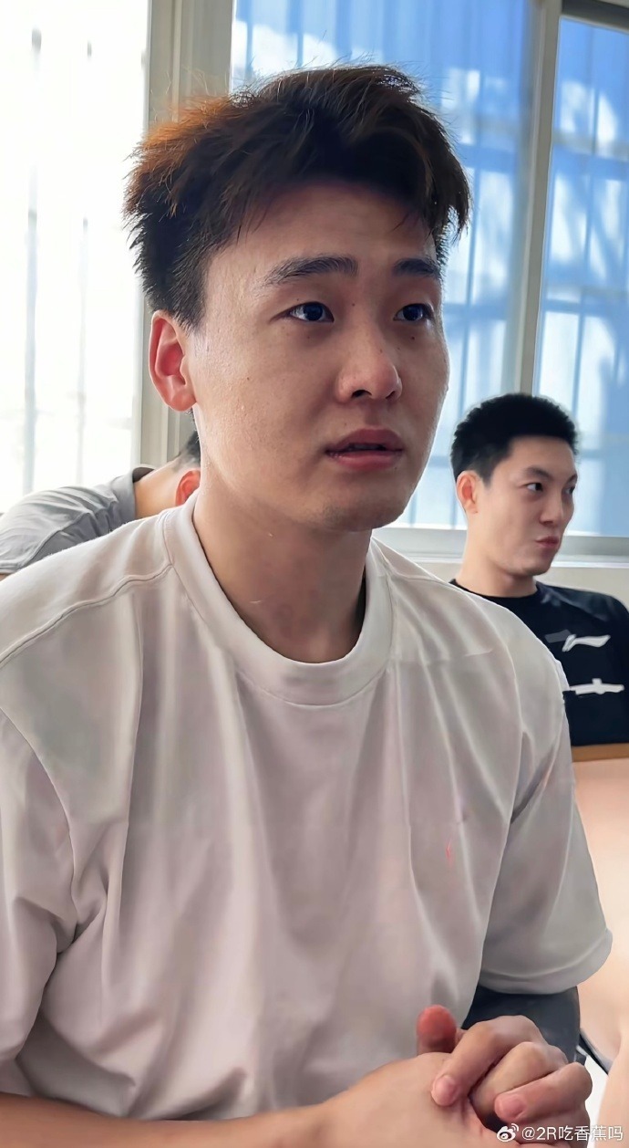 wIrQa, 那调侃他呢