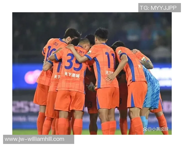 可笑，海港球迷竟以为被裁判针对，称泰山队在裁判保驾护航下拿到成功，海港球迷是最没资历这样说的了